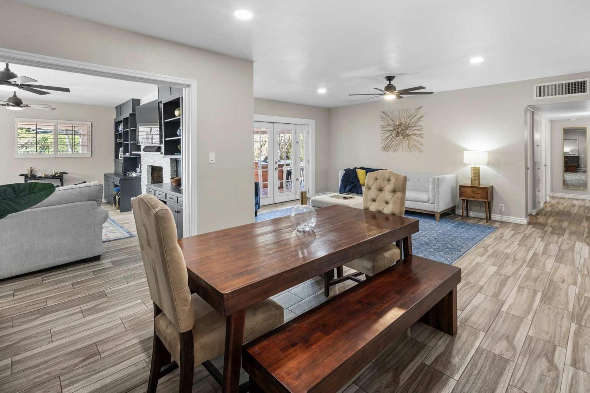 Royal Modern -stylish With Casita And Grille Phoenix