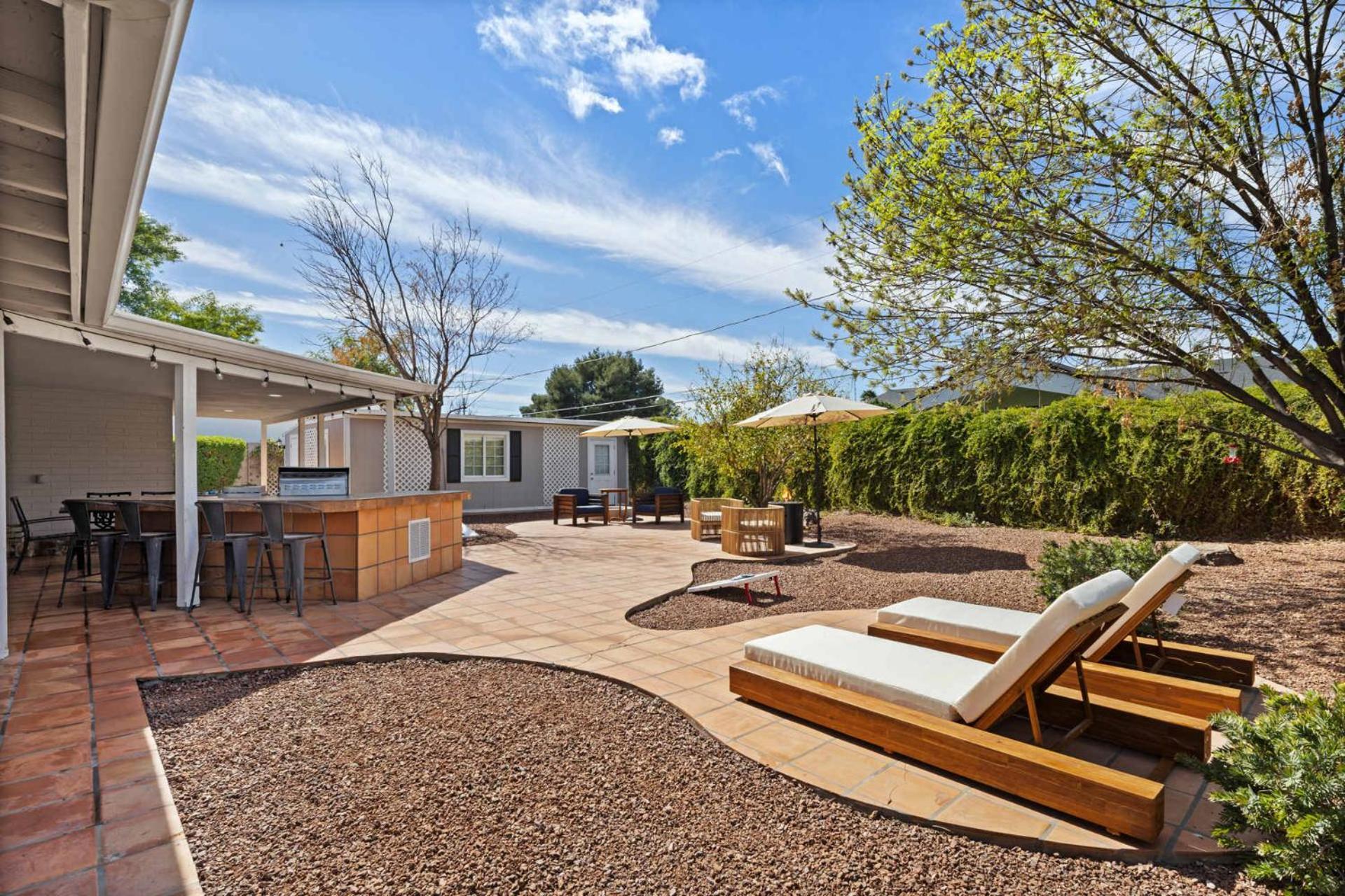 Royal Modern -stylish With Casita And Grille Phoenix